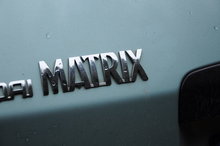 Pan správce si kvůli naší legendě dokonce pořídil auto MATRIX